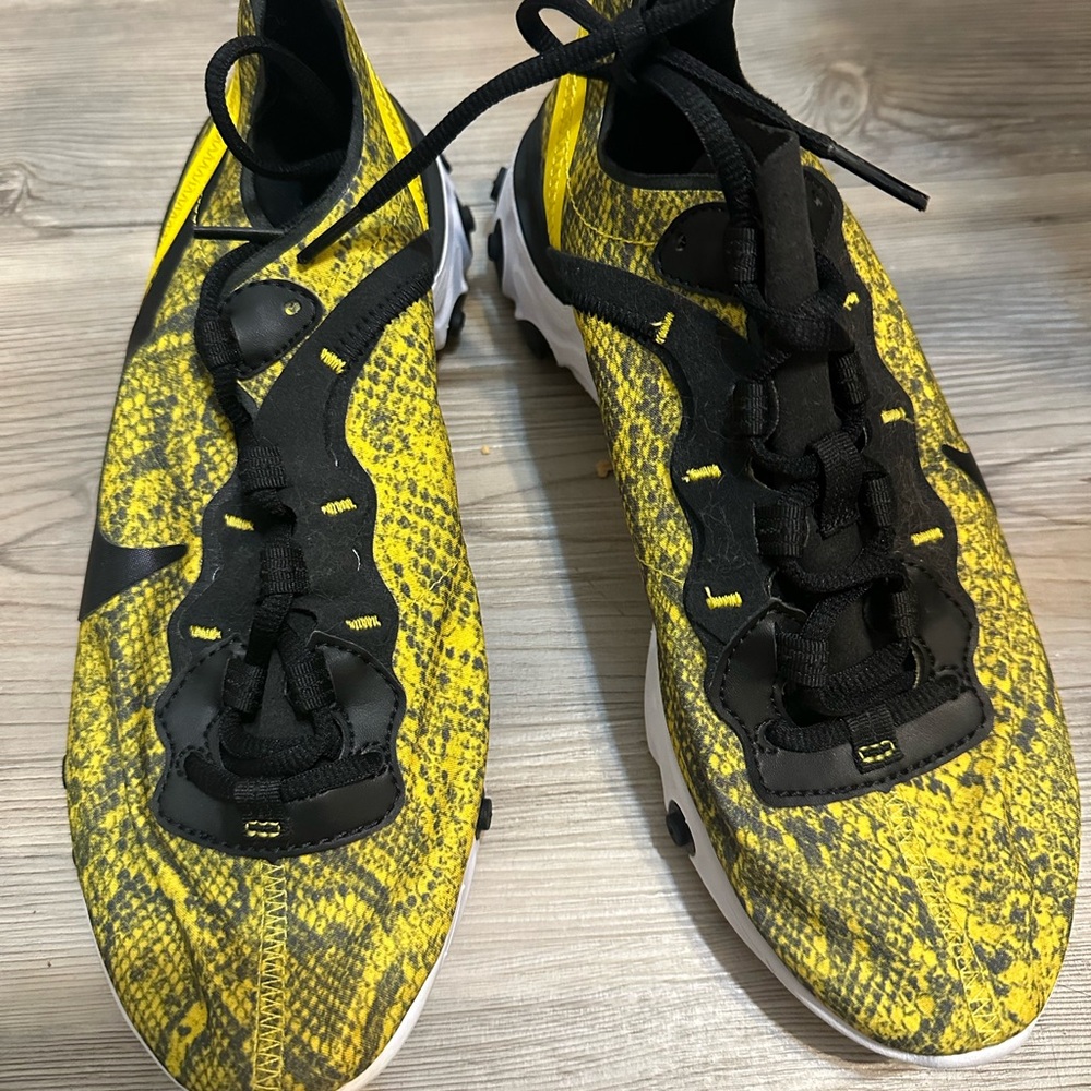 Nike Black and Yellow Sneakers